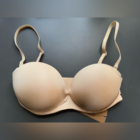 ✨SKIMS Ultimate Strapless Push Up Bra SAND 32D - Picture 5 of 10